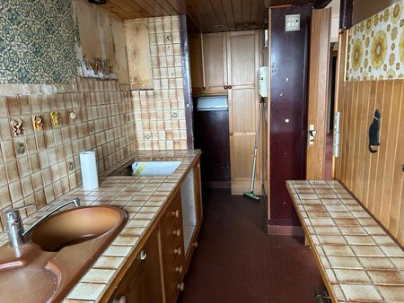 photo habitation Orly apres debrras antiquités