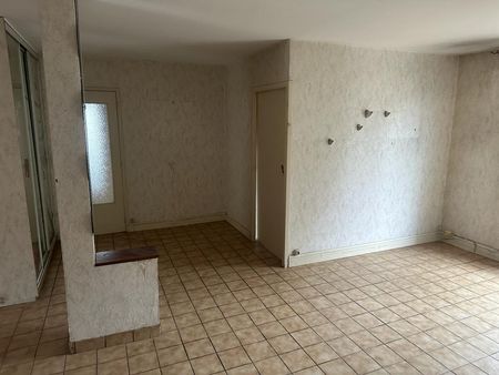 photo habitation Lagny sur Marne apres debrras antiquités
