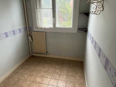 photo habitation Clichy apres debrras antiquités