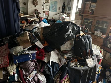 photo logement Les Pavillons sous Bois avant debarras brocanteur