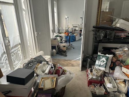 photo logement Stains avant debarras brocanteur
